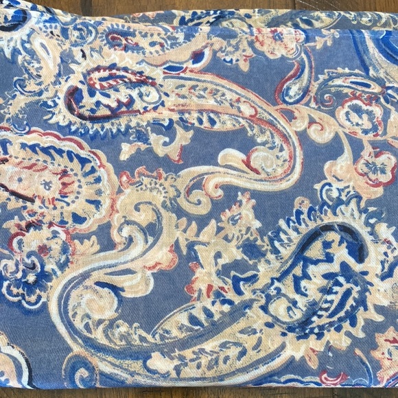 Cato Scarf 🧣 - Picture 7 of 7